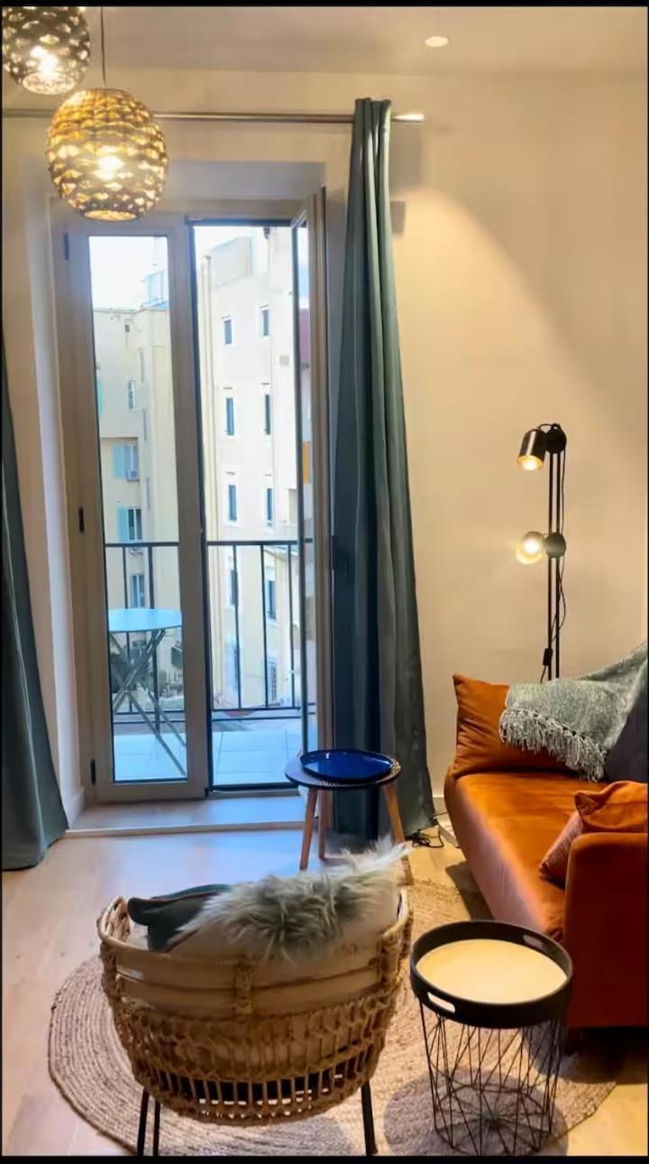 Ana